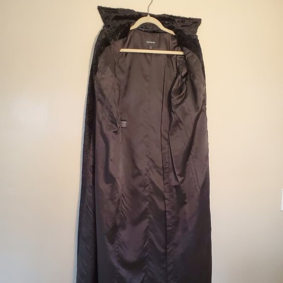 Express - Long Winter Coat - Picture 6 of 10